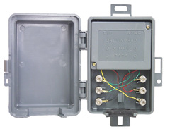 Click to see a bigger picture of the Outdoor DSL Filter/Splitter, opened